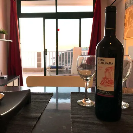 Apartment With Big Pool And Sea View *