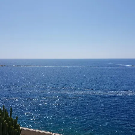 With Big Pool And Sea View Apartment